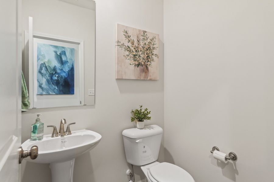 Front exterior of a new home in Heritage Bay, Sumter, SC, highlighting curb appeal (Image 5). Front exterior of a new home in Heritage Bay, Sumter, SC, highlighting curb appeal (Image 5).