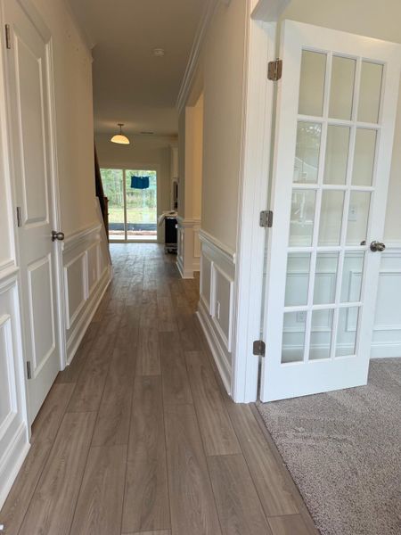 Spacious, unfurnished interior of a new home in Parker's Preserve, Ridgeville (Image 32).