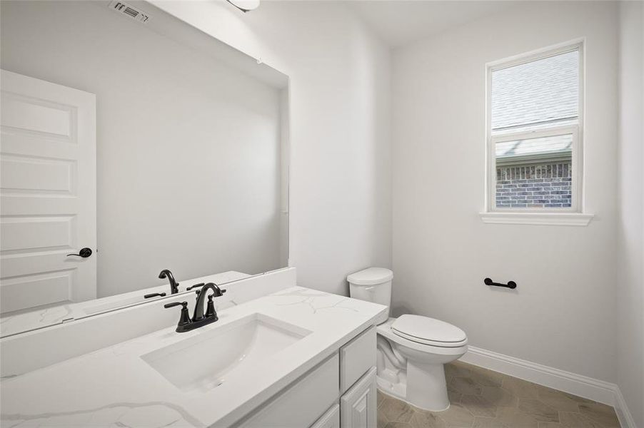 Furnished interior view inside a new home in Meadow Vista, Anna (Image 16).