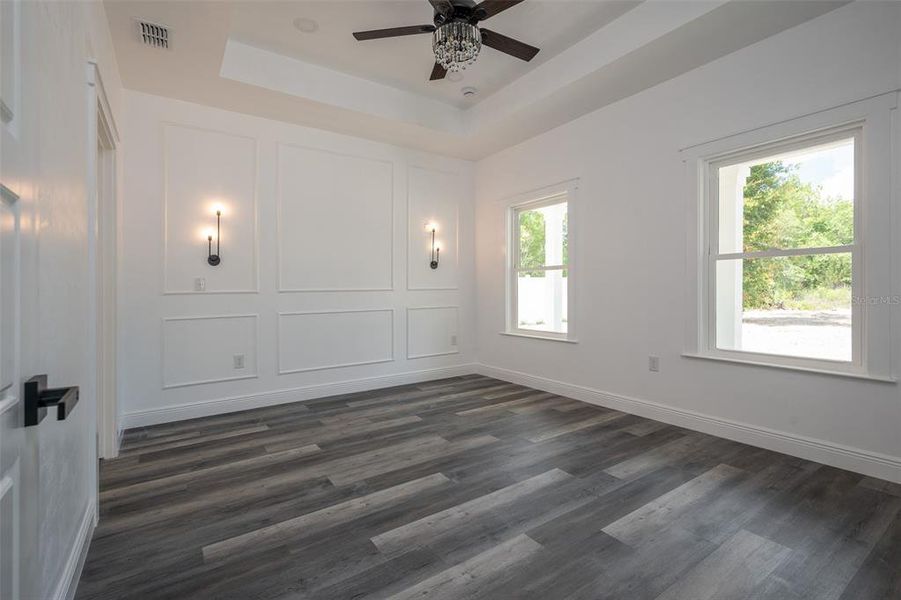 Spacious, unfurnished interior of a new home in , Williston (Image 24).