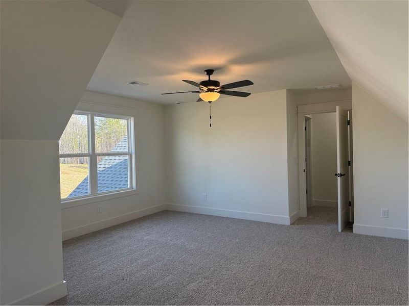 Spacious, unfurnished interior of a new home in , Waleska (Image 30).