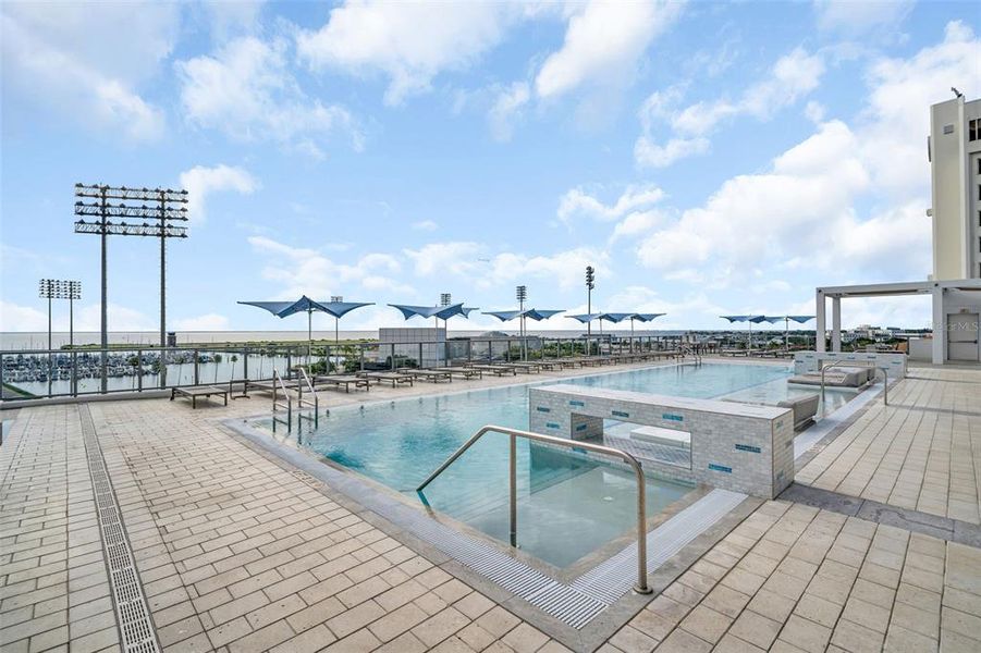 Community amenities in , St. Petersburg (Image 63).