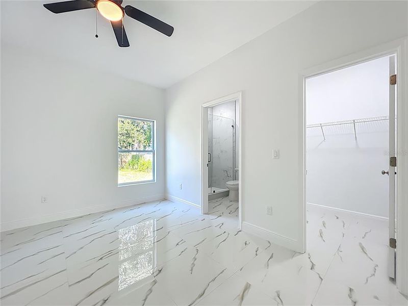 Image 34 of a home in .