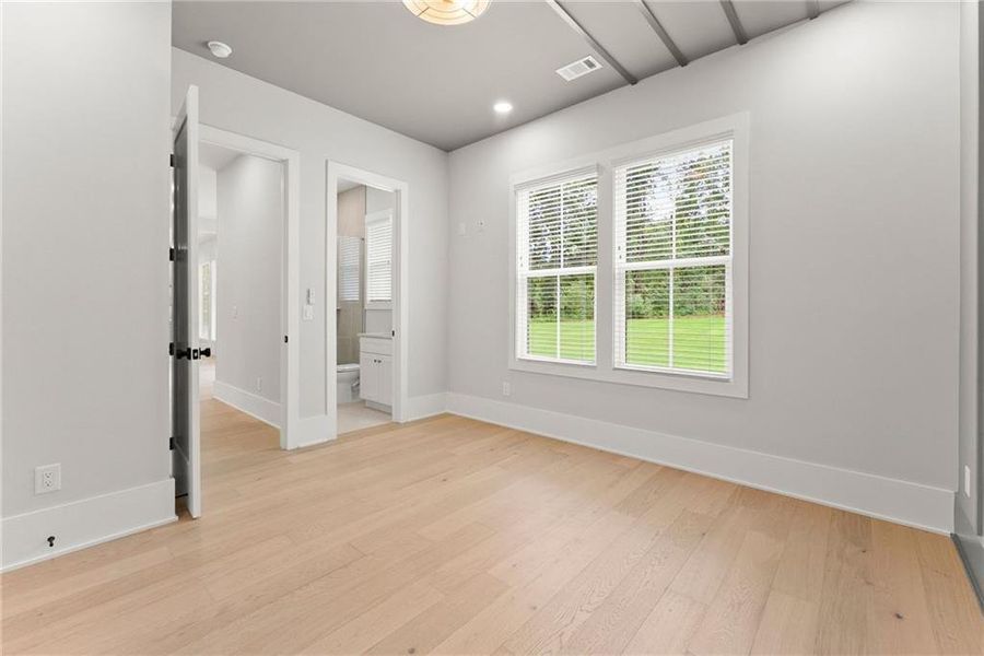 Spacious, unfurnished interior of a new home in , Cumming (Image 67).