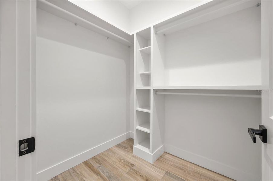 Spacious, unfurnished interior of a new home in , Port Charlotte (Image 24).