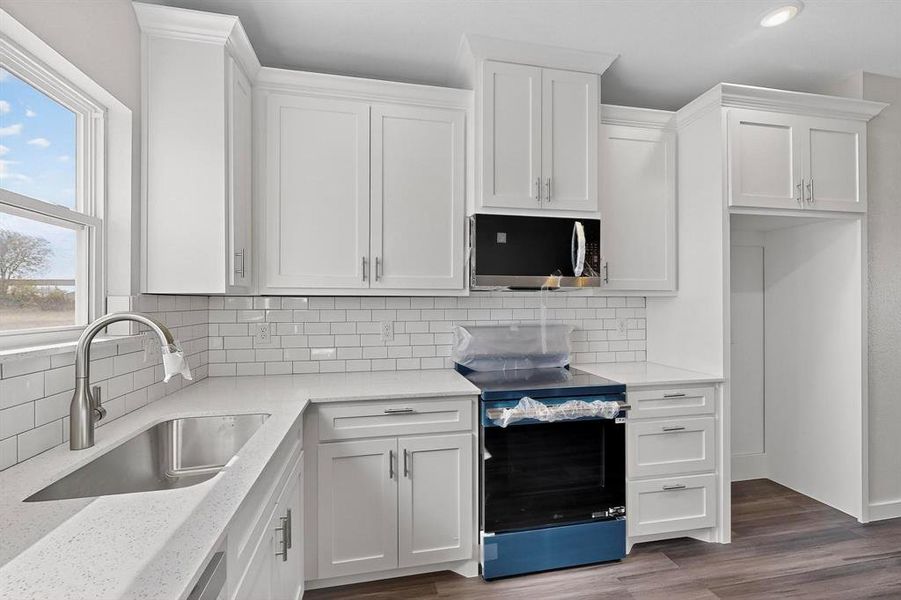 Furnished interior view inside a new home in , Alma (Image 5).