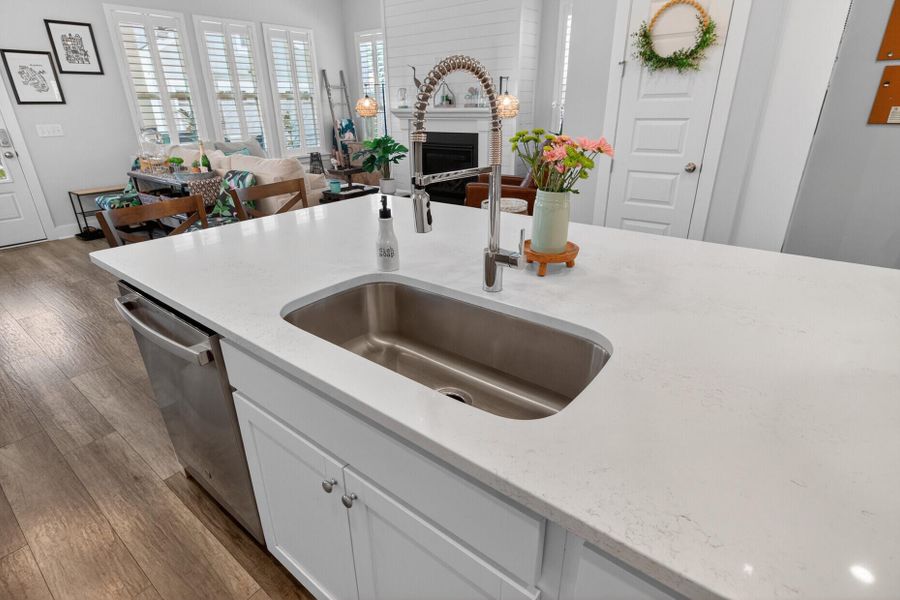 Close-up of interior finishes inside a home in Carnes Crossroads, Summerville (Image 20).