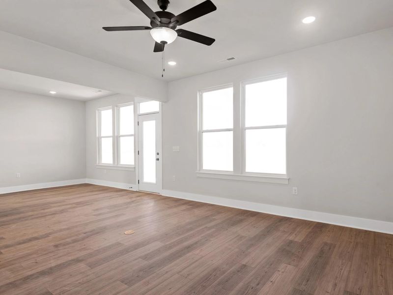 Spacious, unfurnished interior of a new home in Calista Farms, White House (Image 17). Spacious, unfurnished interior of a new home in Calista Farms, White House (Image 17).