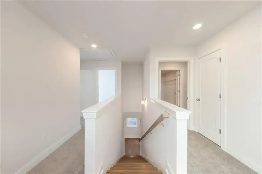 Spacious, unfurnished interior of a new home in , Marietta (Image 24).