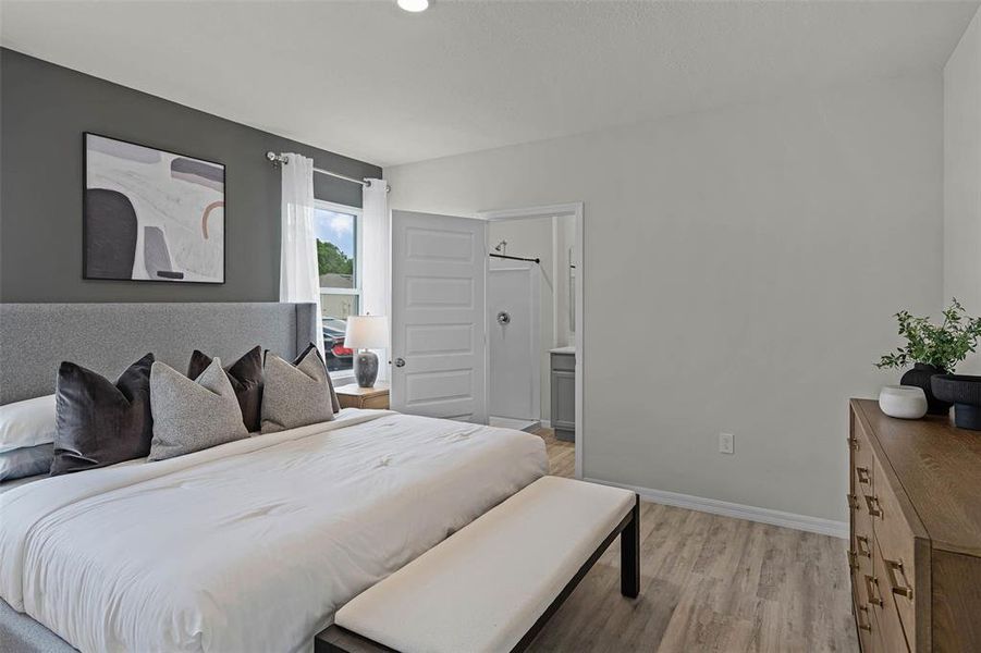 Furnished interior view inside a new home in , Lakeland (Image 14).