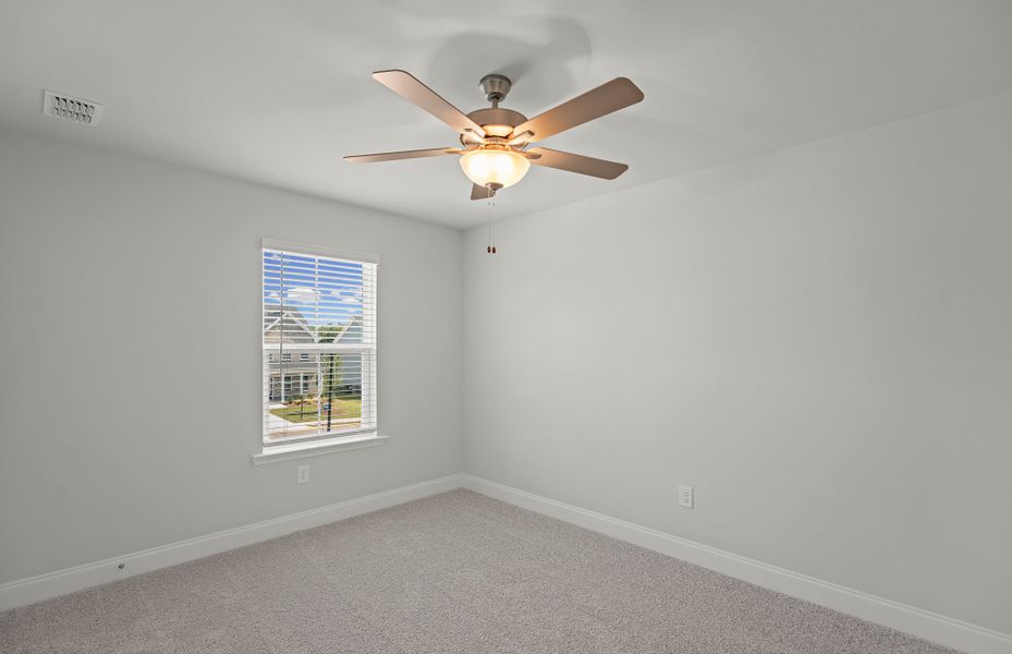 Spacious, unfurnished interior of a new home in Berkeley Mill, Cumming (Image 21).