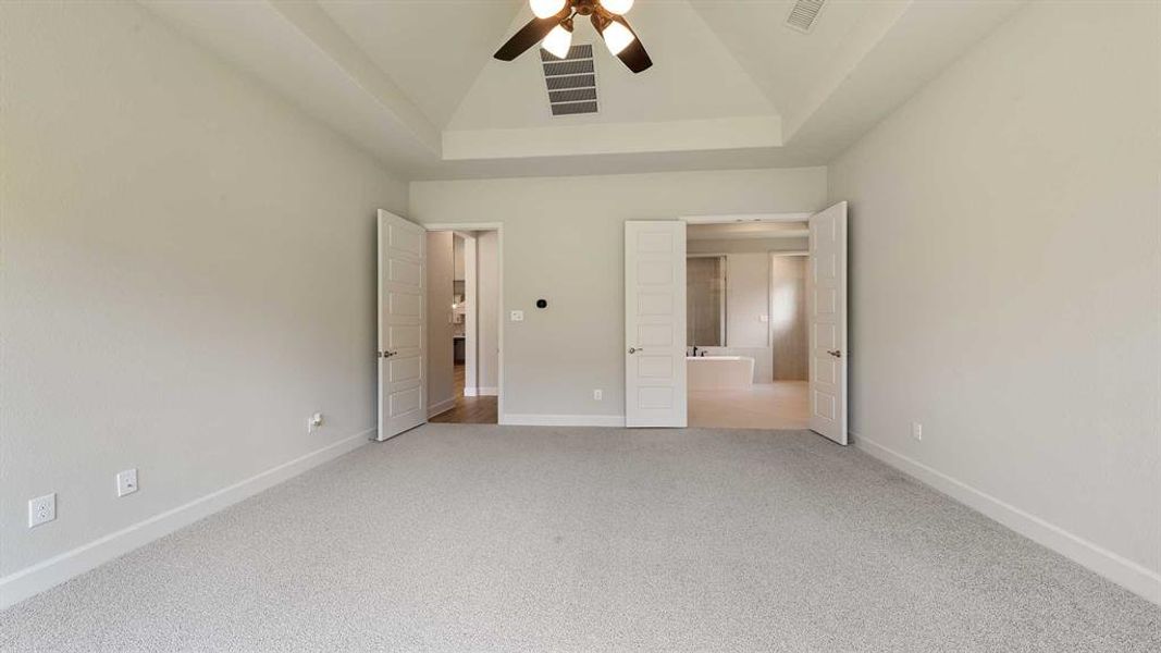 Spacious, unfurnished interior of a new home in Somerset Park 80', Rockwall (Image 15). Spacious, unfurnished interior of a new home in Somerset Park 80', Rockwall (Image 15).