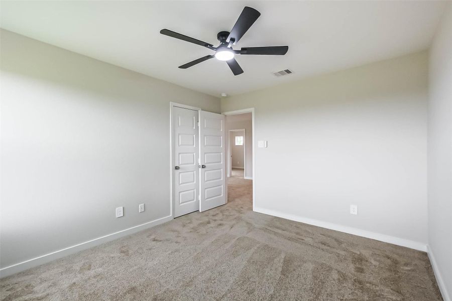 Spacious, unfurnished interior of a new home in , Fresno (Image 42).