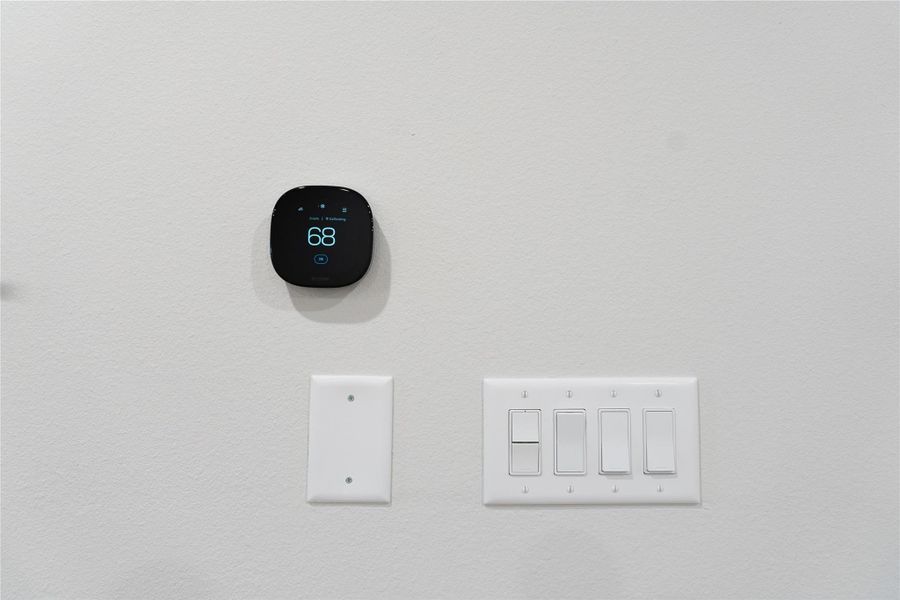 Spacious, unfurnished interior of a new home in Lakes at Black Oak, Magnolia (Image 15).