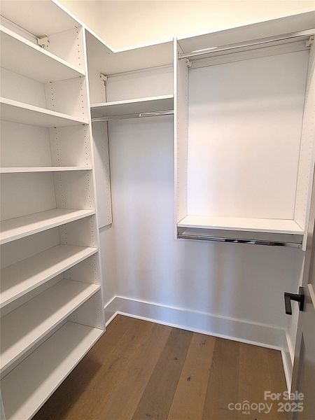 Image 38 of a home in .