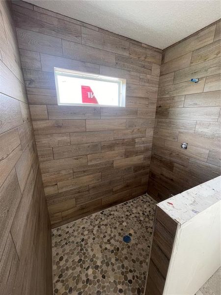 Image 34 of a home in .