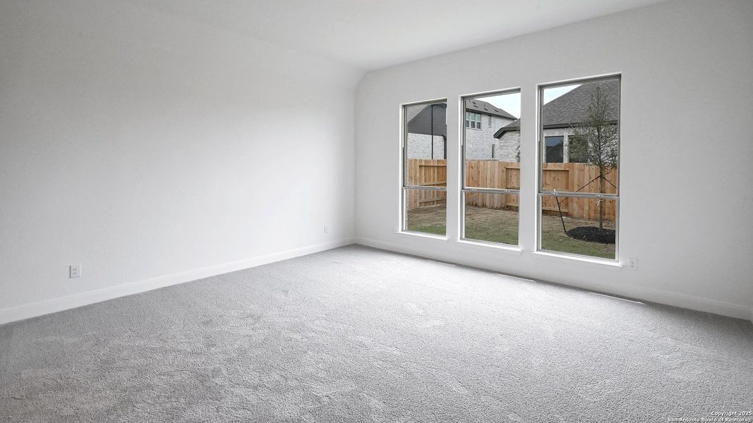 Spacious, unfurnished interior of a new home in Homestead 55', Cibolo (Image 21). Spacious, unfurnished interior of a new home in Homestead 55', Cibolo (Image 21).