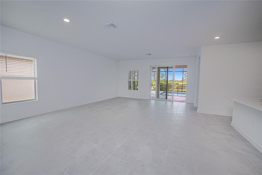 Spacious, unfurnished interior of a new home in , Punta Gorda (Image 19). Spacious, unfurnished interior of a new home in , Punta Gorda (Image 19).