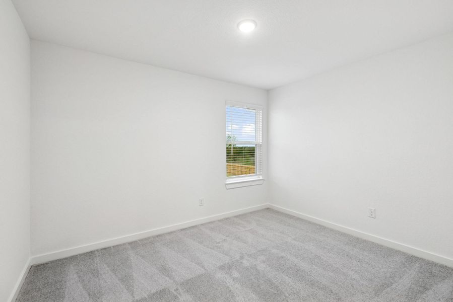 Spacious, unfurnished interior of a new home in Miller's Pond, Rosenberg (Image 23).