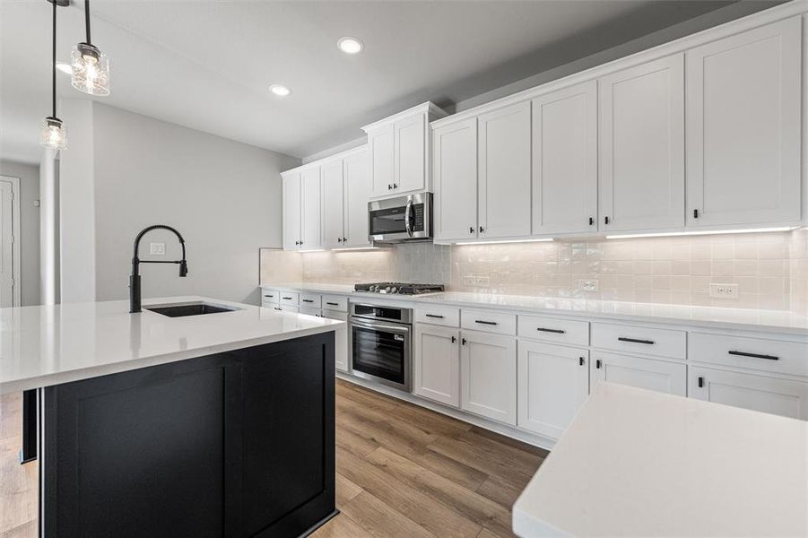 Furnished interior view inside a new home in Morningstar, Aledo (Image 8). Furnished interior view inside a new home in Morningstar, Aledo (Image 8).