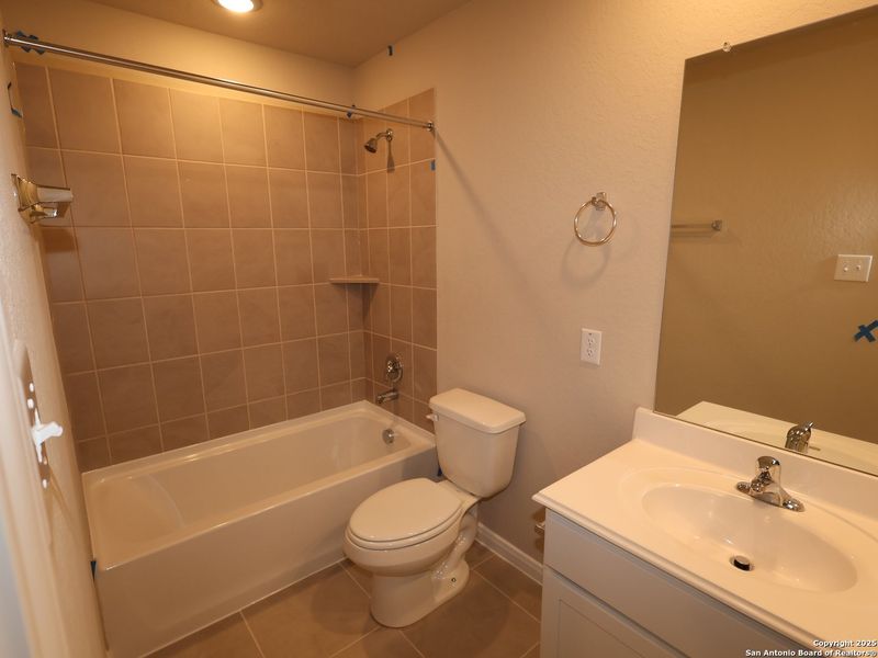 Furnished interior view inside a new home in Park Place, New Braunfels (Image 8). Furnished interior view inside a new home in Park Place, New Braunfels (Image 8).