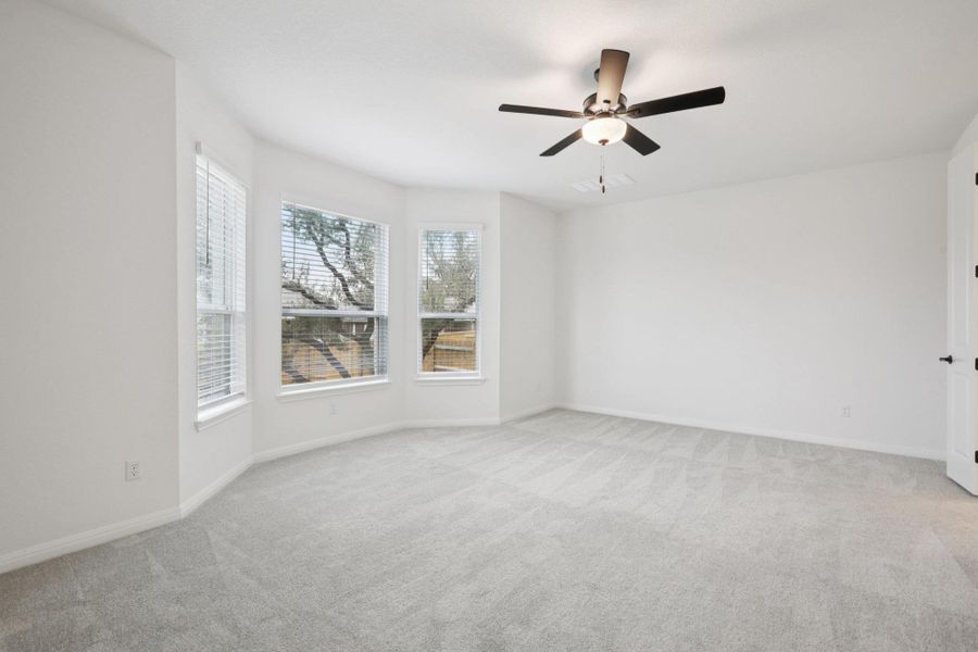 Spacious, unfurnished interior of a new home in , Kyle (Image 17).