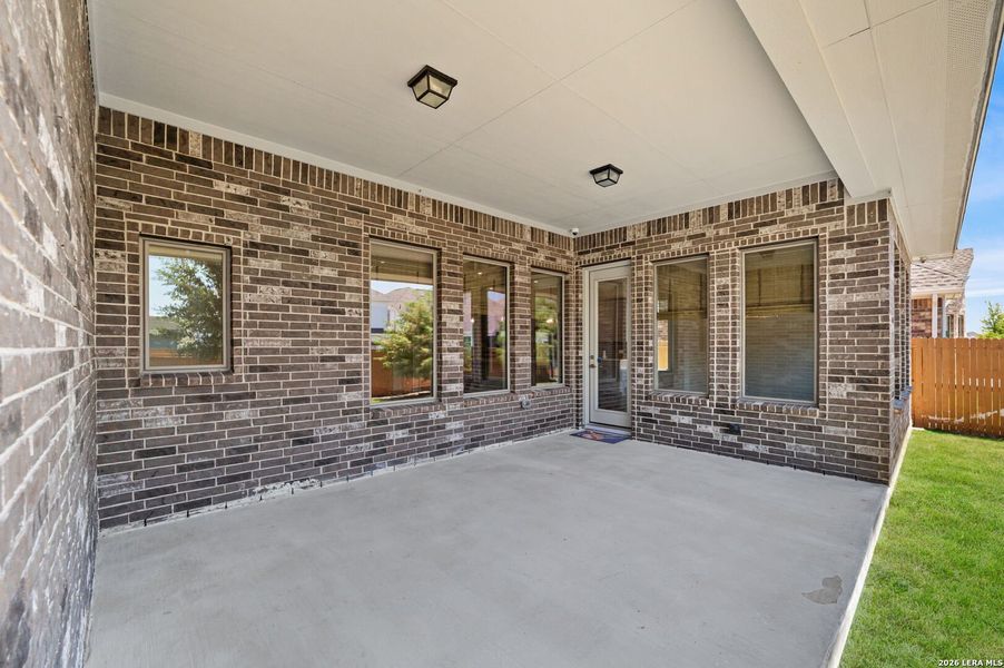 Exterior details and patio area of a home in Stillwater Ranch, San Antonio (Image 21).