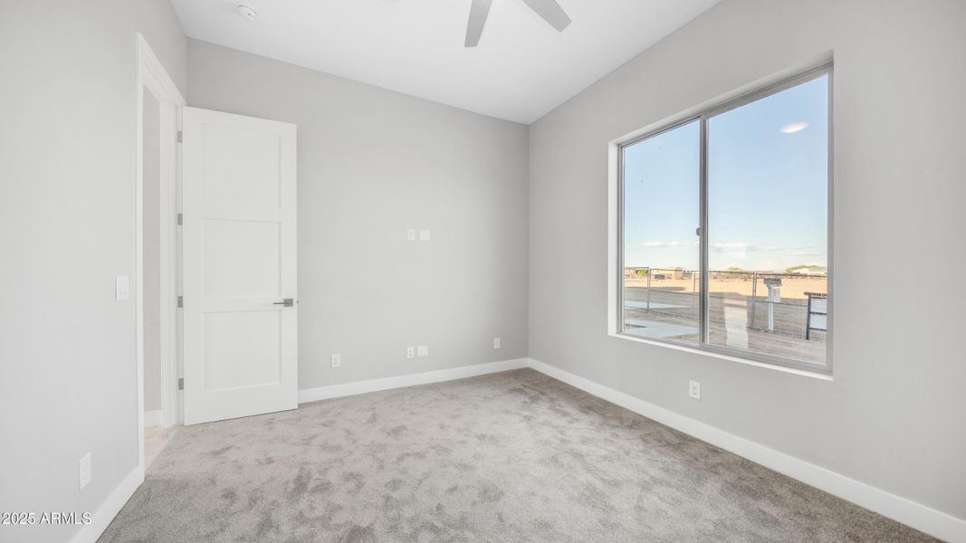 32790 N 213th Ave (20) 32790 N 213th Ave (20)