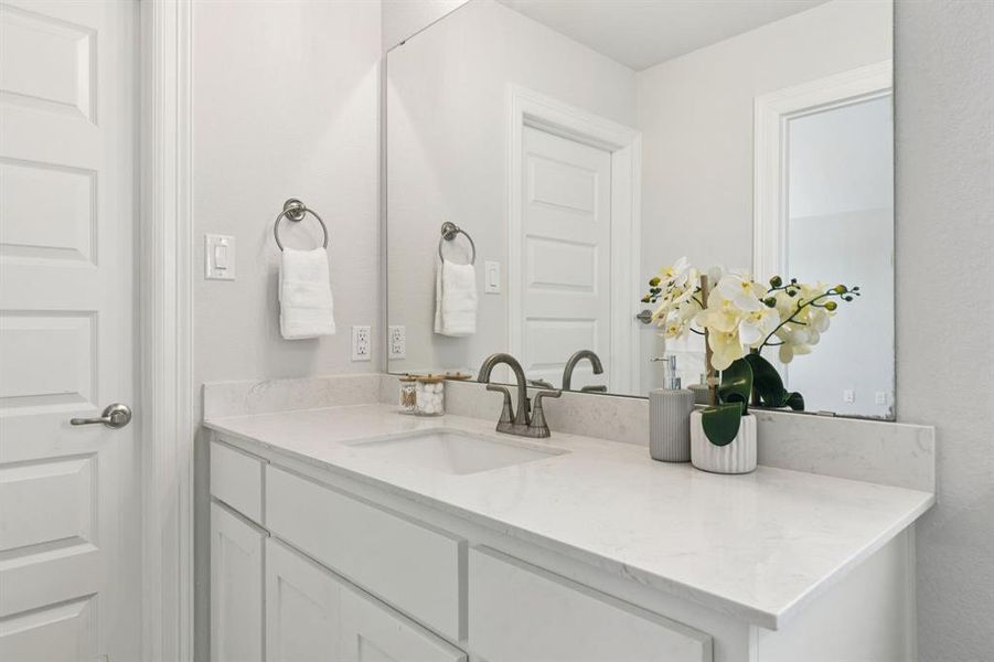 Close-up of interior finishes inside a home in Lakes of River Trails, Fort Worth (Image 19).