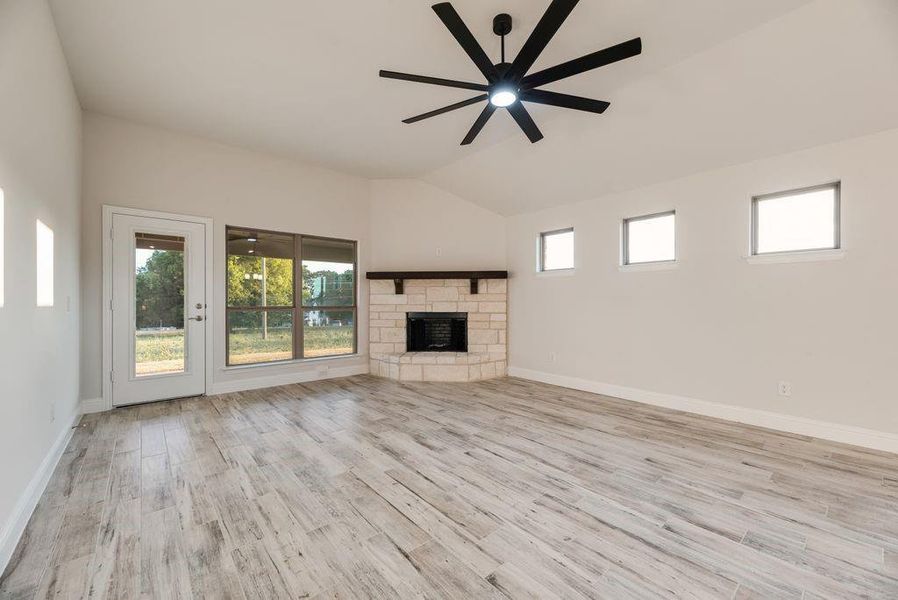 Spacious, unfurnished interior of a new home in , Lowry Crossing (Image 22).