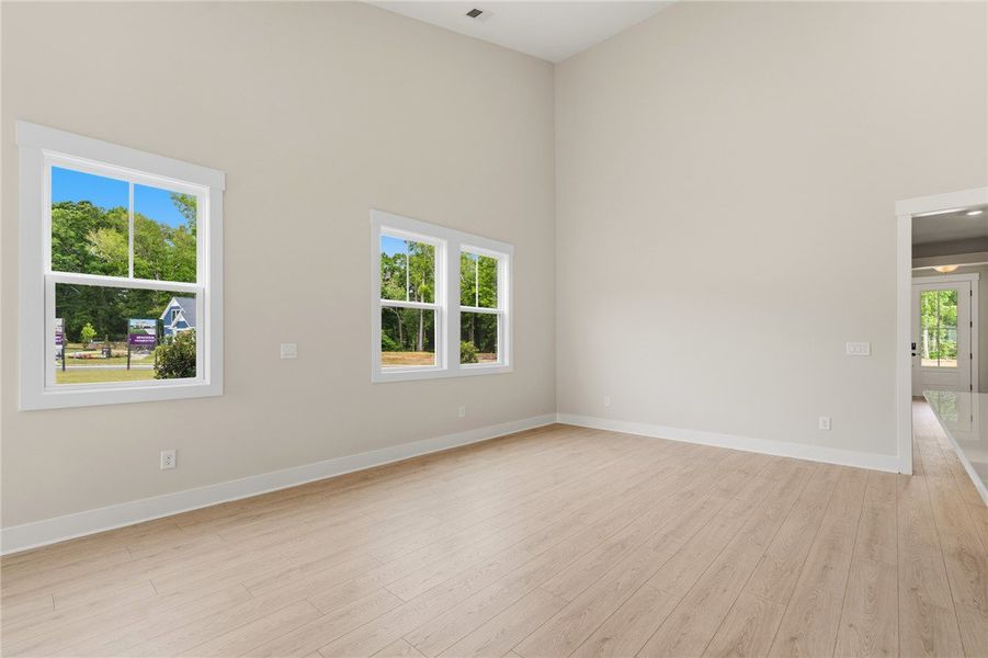 Spacious, unfurnished interior of a new home in Saratoga Oaks, Williamston (Image 19). Spacious, unfurnished interior of a new home in Saratoga Oaks, Williamston (Image 19).