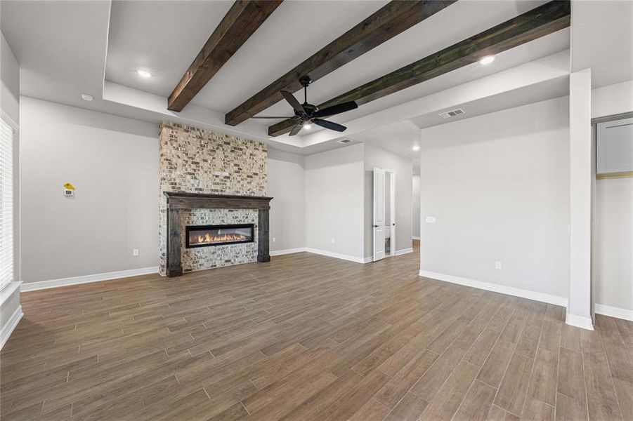 Spacious, unfurnished interior of a new home in , Troy (Image 30).
