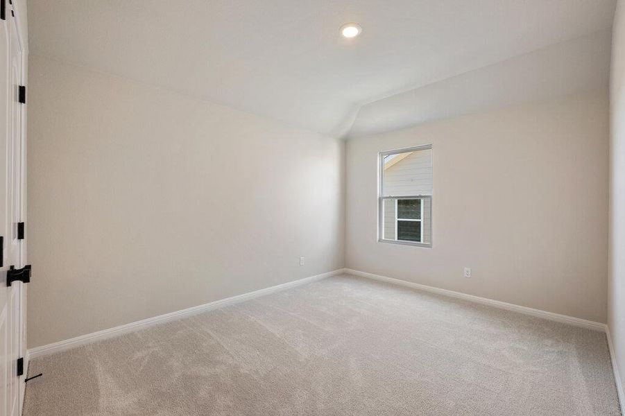Spacious, unfurnished interior of a new home in Cannon Ranch, Dripping Springs (Image 31).