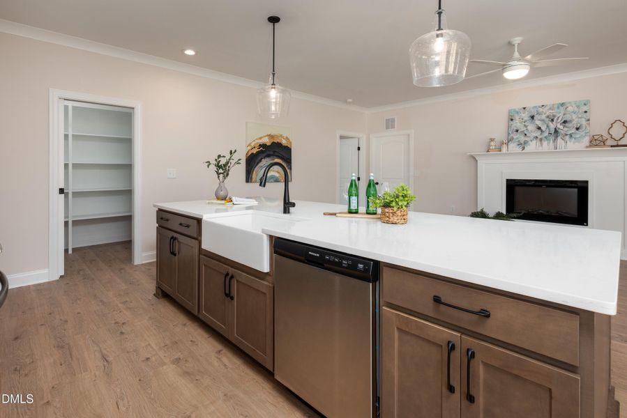 2275 Peachtree-42-12