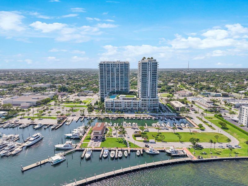 Condo located in West Palm Beach, FL showcasing its design and architecture (Image 20). Condo located in West Palm Beach, FL showcasing its design and architecture (Image 20).