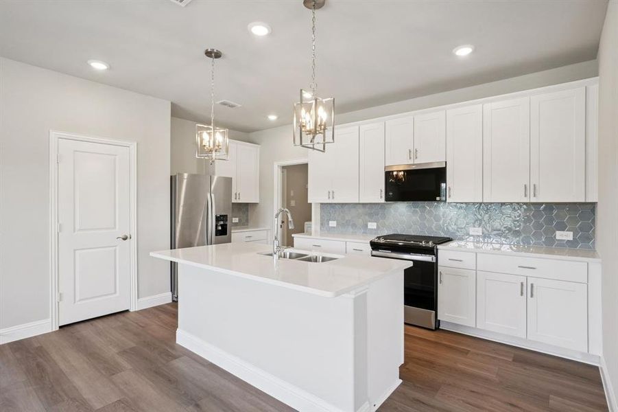 Photo is not of the actual home, but is an inspirational photo of builder’s model home and may depict options, furnishings, and/or decorator features that are not included.