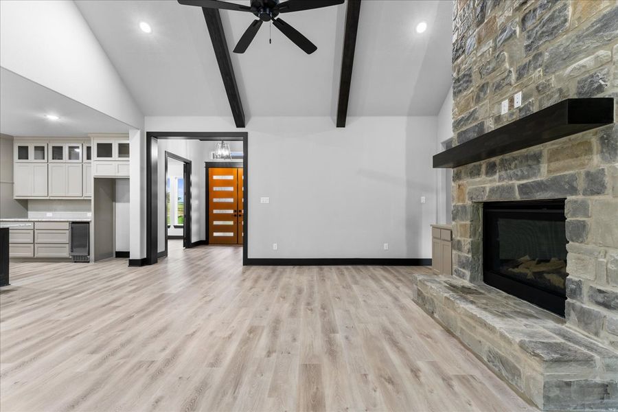 Image 34 representing the The Harper II by Doug Parr Custom Homes in Monarch Manor, Poolville, TX.