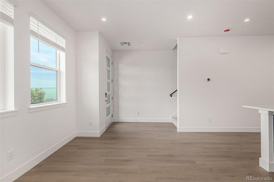 Spacious, unfurnished interior of a new home in Ascent at Inverness, Englewood (Image 13).