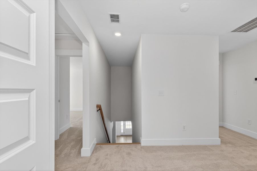 Spacious, unfurnished interior of a new home in Colleton Park, Aiken (Image 15). Spacious, unfurnished interior of a new home in Colleton Park, Aiken (Image 15).