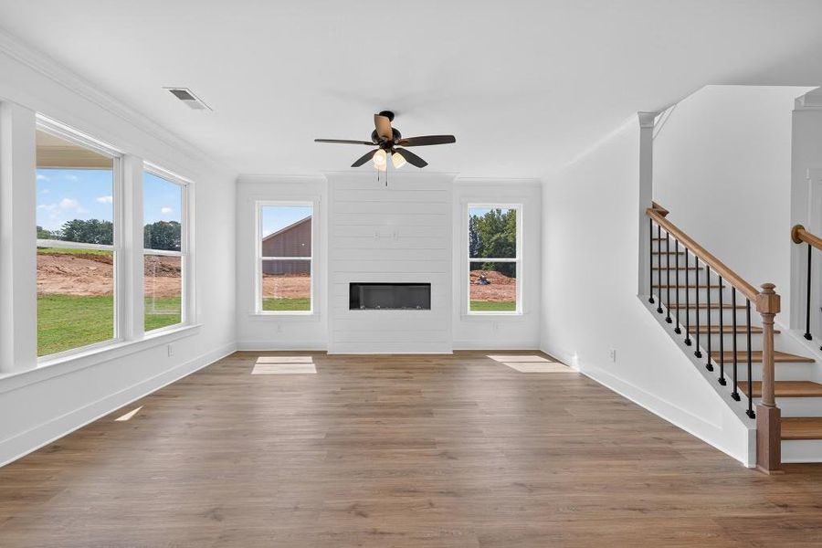Spacious, unfurnished interior of a new home in Magnolia Ridge, Monroe (Image 30).