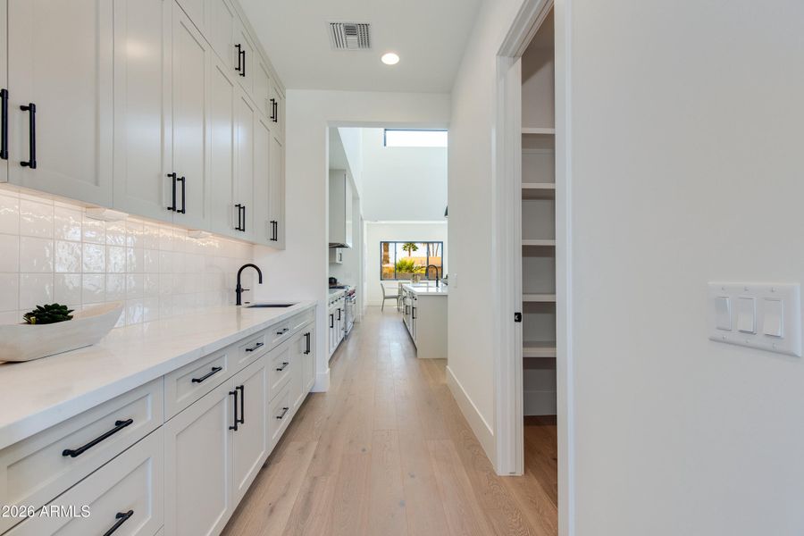 26-Bloomfield 26-Bloomfield