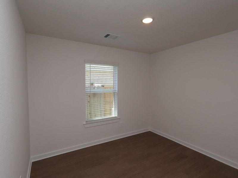 Spacious, unfurnished interior of a new home in Sorella, Tomball (Image 18). Spacious, unfurnished interior of a new home in Sorella, Tomball (Image 18).