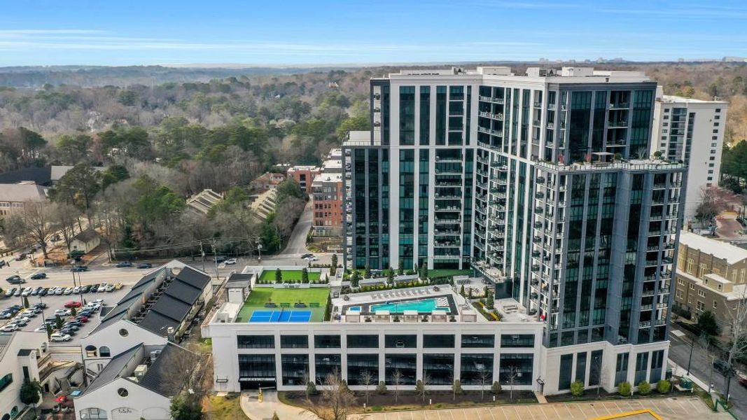 Condo located in Atlanta, GA showcasing its design and architecture (Image 31). Condo located in Atlanta, GA showcasing its design and architecture (Image 31).