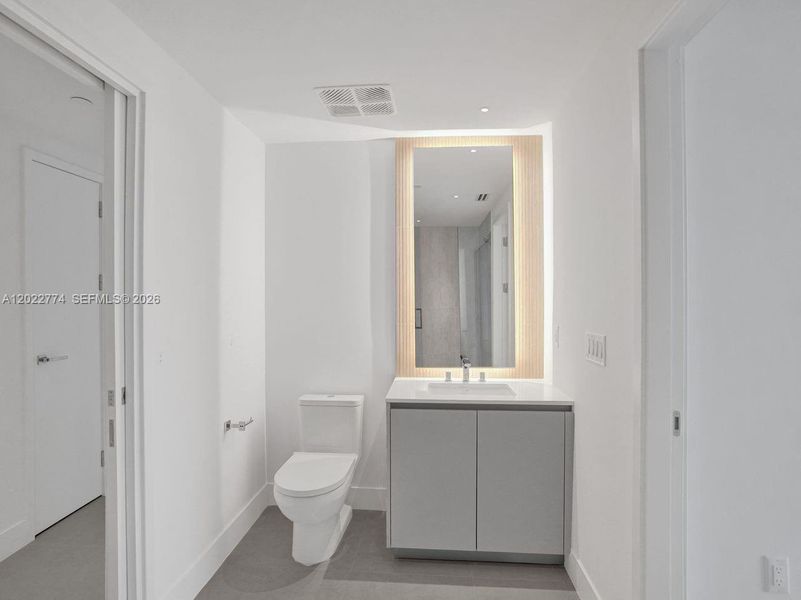 Furnished interior view inside a new home in , Pompano Beach (Image 9).