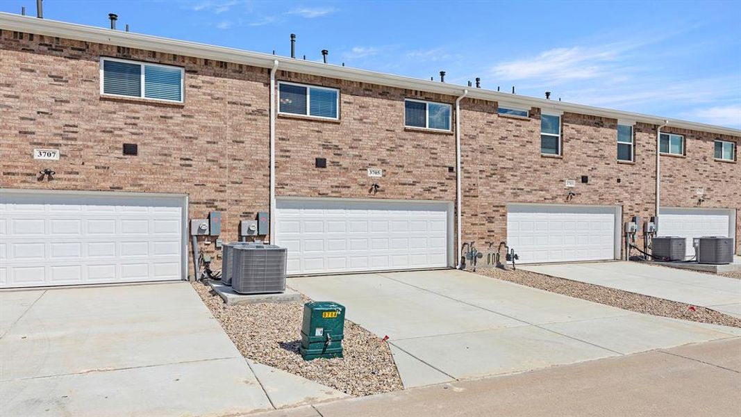 27. 3705 Star Mesa - Back (2)