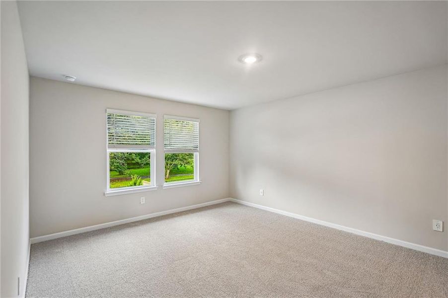Spacious, unfurnished interior of a new home in Martin Springs - Estate Series, Lawrenceville (Image 32).