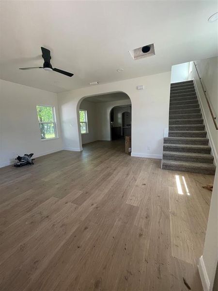 Spacious, unfurnished interior of a new home in , Gainesville (Image 3).