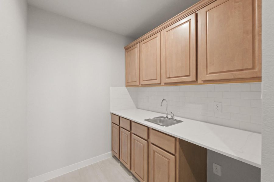 Furnished interior view inside a new home in Briarwood Crossing, Rosenberg (Image 12). Furnished interior view inside a new home in Briarwood Crossing, Rosenberg (Image 12).