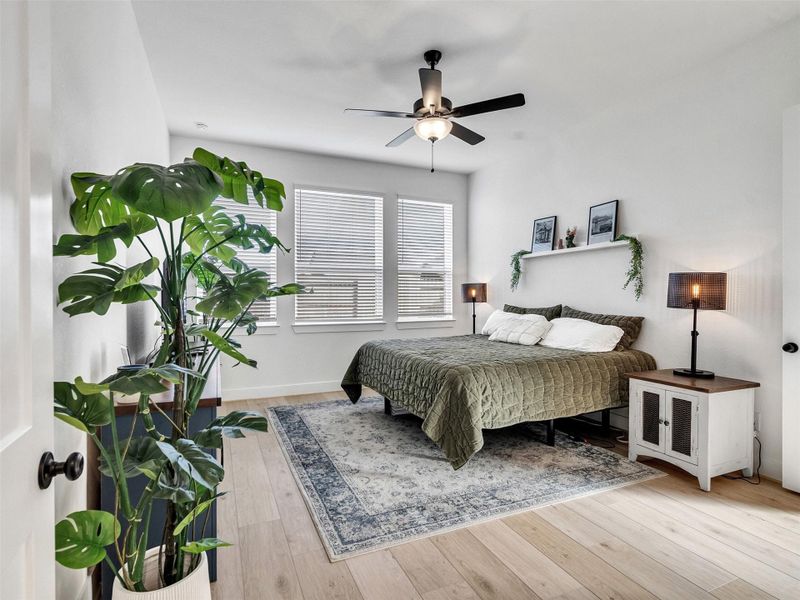 Furnished interior view inside a new home in Cherrywood Estates, Tomball (Image 13).