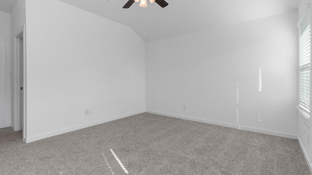 Spacious, unfurnished interior of a new home in Caldwell Crossing, Iowa Colony (Image 22). Spacious, unfurnished interior of a new home in Caldwell Crossing, Iowa Colony (Image 22).